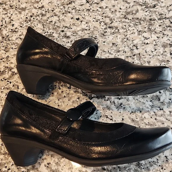 Naot Trendy SIZE 41 - Picture 5 of 6